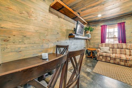 Quiet and Peaceful Vacation Rental Home in Benton! in Benton, USA