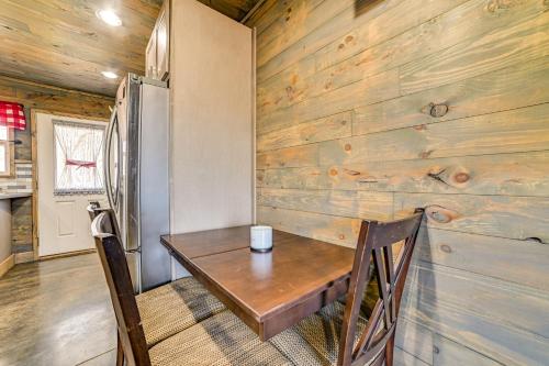 Quiet and Peaceful Vacation Rental Home in Benton! in Benton, USA