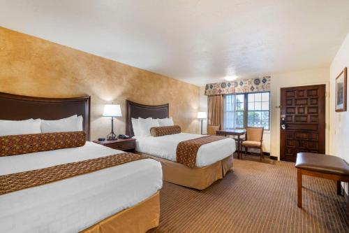 Best Western Casa Grande Inn - image 14