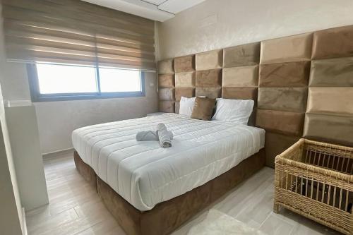 Spacious 3 Bedrooms & 2 Balcony - Comfortable Stay