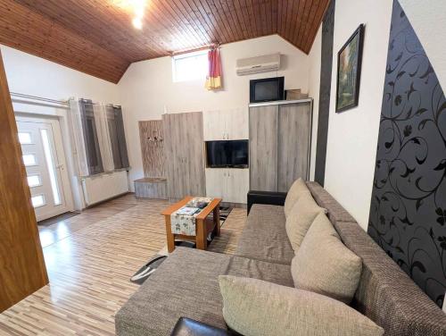 Entrance, Holiday home in Sagvar - Sudtransdanubien 53171 in Sagvar