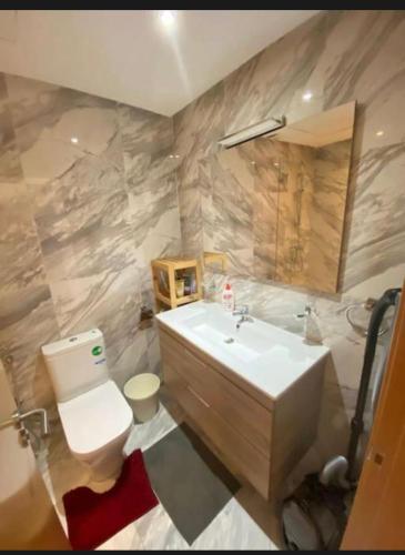 2 bedroom cozy apartment ,near CFC,in center casablanca, Casablanca (foto 10)
