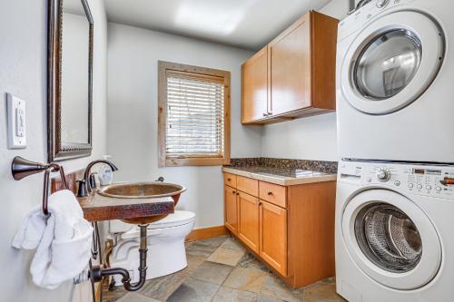 Downtown Frisco Home with Mtn View 11Mi to Ski Breck - image 10