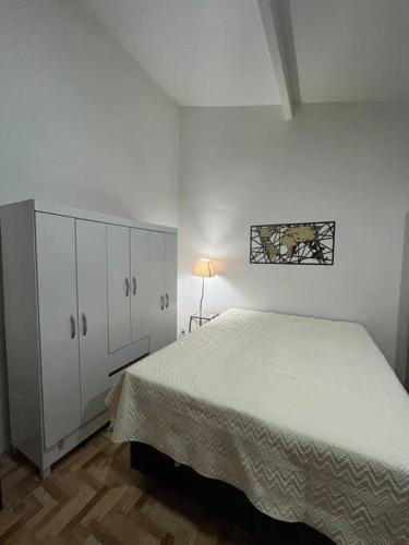 Flat Studio em Área central com ar condicionado e Garagem Flat Studio em Área central com ar condicionado e Garagem