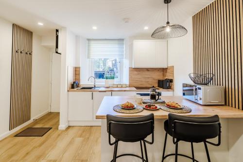 Luxurious One Bedroom Apartment in Craigie