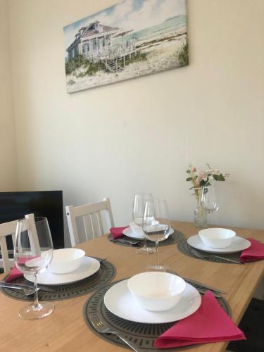 Bright and Cozy Entire Flat Near Euston Station and UCL Hospital, London (photo 6)