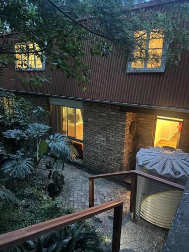 The Mt Nebo Green House in Mount Gloriousa