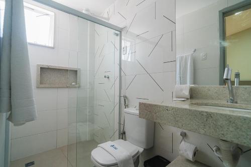 Standard Double Room image 6