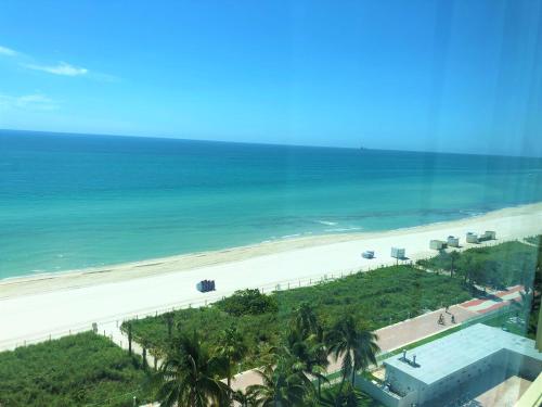 Ocean Front Units at Casablanca - image 6