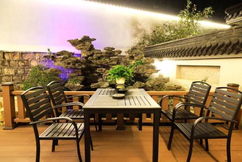 LiangQishanyuankezhan in Xikou Town