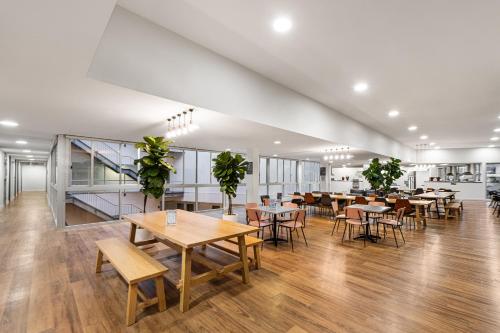 YHA Sydney Harbour - main image