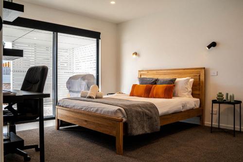 The White House ~ Your ultimate escape! in Swansea