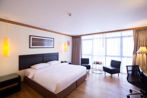Executive Room room in The Tarntawan Hotel Surawong Bangkok