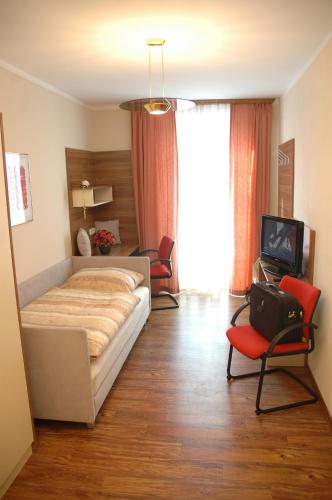 1 twin bed