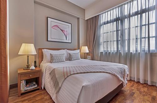3 bedrooms, 4 beds