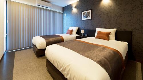 Sumuide Terrace H, Yoron