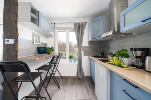 Green Garden & Private Parking Apartments with Playground 2