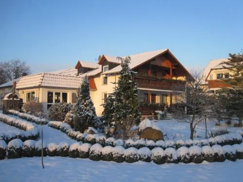 Urlaubspension 'Hohes Rott' und Apartmenthaus in Heilbad Heiligenstadt, Deutschland