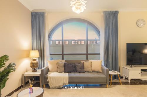 JBR Luxury 3BR Apartment with Maids, Walk to Beach & The Walk, Dubái (foto 3)