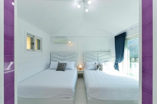 Sellin Onsu Swimming Pool Pension