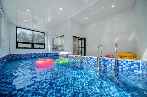 Gapyeong Raonforet Kids Poolvilla