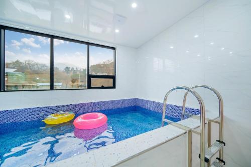 Gapyeong Raonforet Kids Poolvilla