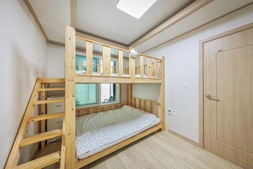 Gapyeong Yongso Falls Yangji Pension