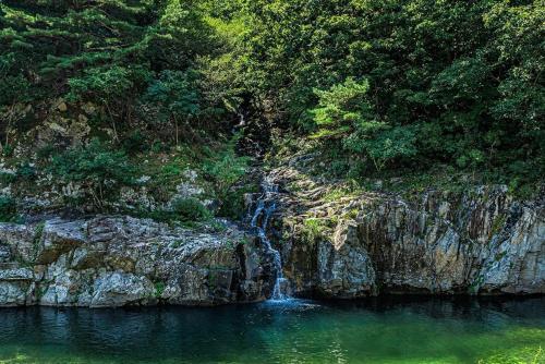 Gapyeong Yongso Falls Yangji Pension