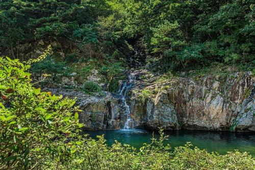 Gapyeong Yongso Falls Yangji Pension