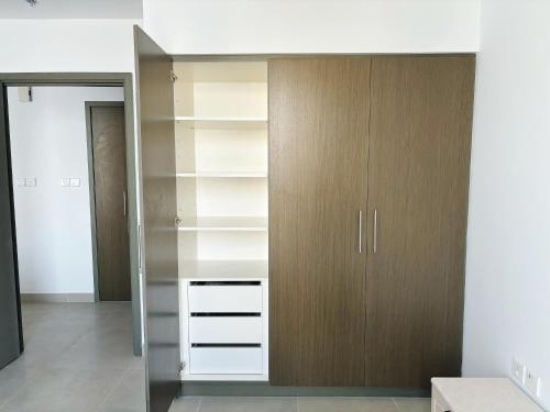 'Dubai Creek Horizon Tower2' 1-Bedroom, Dubai (photo 6)