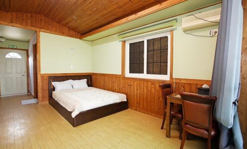 Sleeps 2