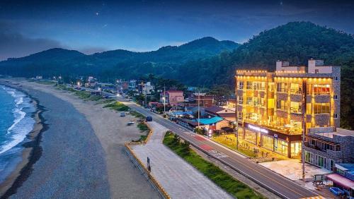 Pohang Kaebi Pool Villa