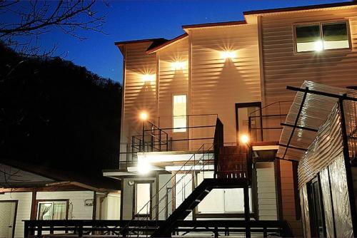 Gapyeong dacuhouse pension