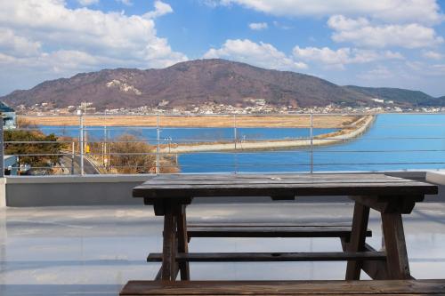 Ganghwa Cafe Pension Amote