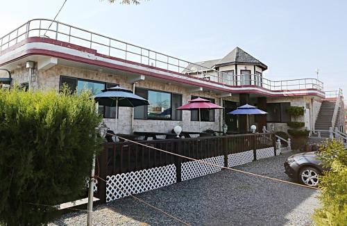 Cheongsachorong Pension Gapyeong in Taean-gun