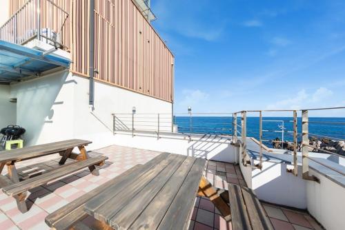 Gangneung Way Blue Spa Pension near Jumunjin Beach