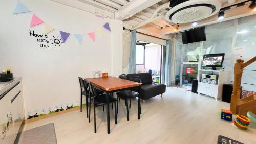 Gapyeong Petit Laon Pool Villa Kids in 加平