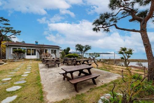 신안군 에버리스 유앤아이 펜션 3성급 게스트하우스 수영장