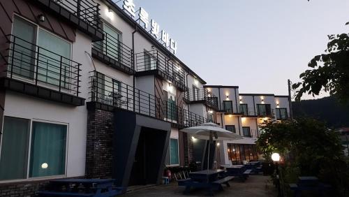 통영 초록빛 바다 펜션 사진 4
