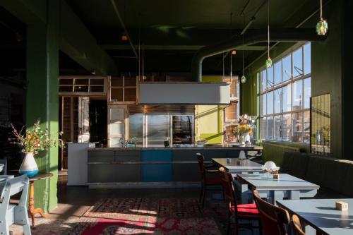 Étterem, Hotel Piet Hein Eek in Strijp
