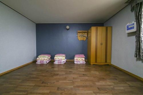 Beach Condo Motel in Geunheung myeon