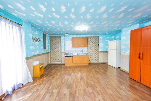 Beach Condo Motel in Geunheung myeon