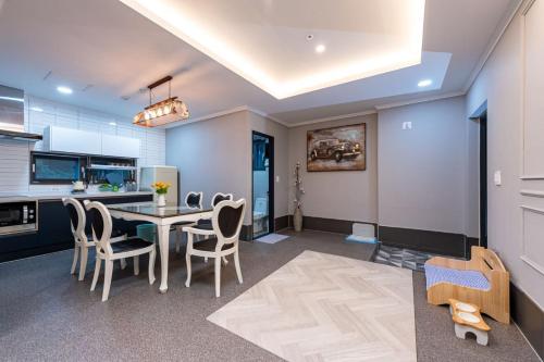 Suncheon raon house egyeon pension in Wangji-dong