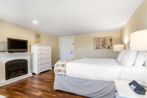 King Room - Non-Smoking
