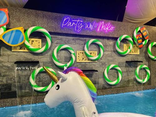 Private Pool Modern Holiday Home Mount Austin JB Private Pool Modern Holiday Home Mount Austin JB