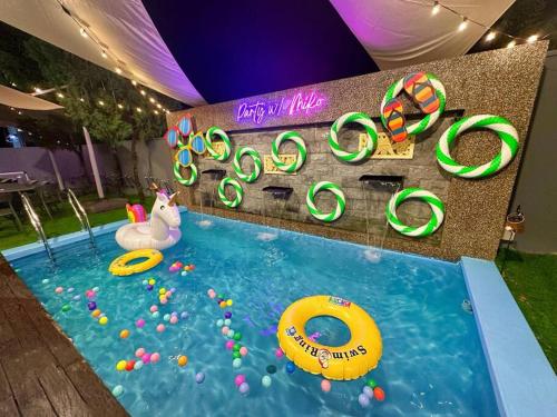 Private Pool Modern Holiday Home Mount Austin JB Private Pool Modern Holiday Home Mount Austin JB