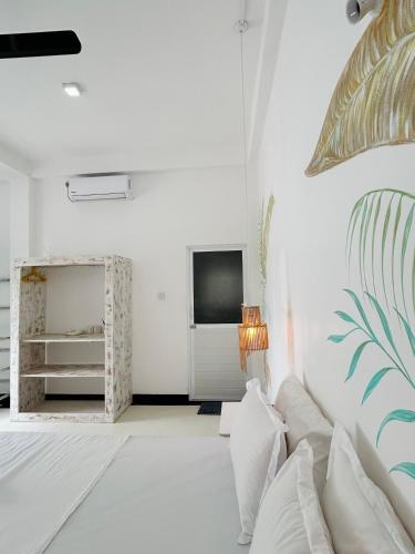 Deluxe Double Room image 2
