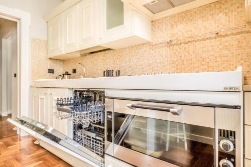 BBHOME Eleganza e comfort unico in San Giovanni district, Рим (фото 8)