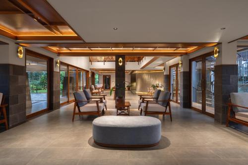 ทัศนียภาพภายนอกโรงแรม, Sterling Lontano Waterfront Wayanad in อัมพลวายัล