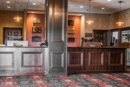 Shoreline Inn & Conference Center, Ascend Hotel Collection in Muskegon, USA